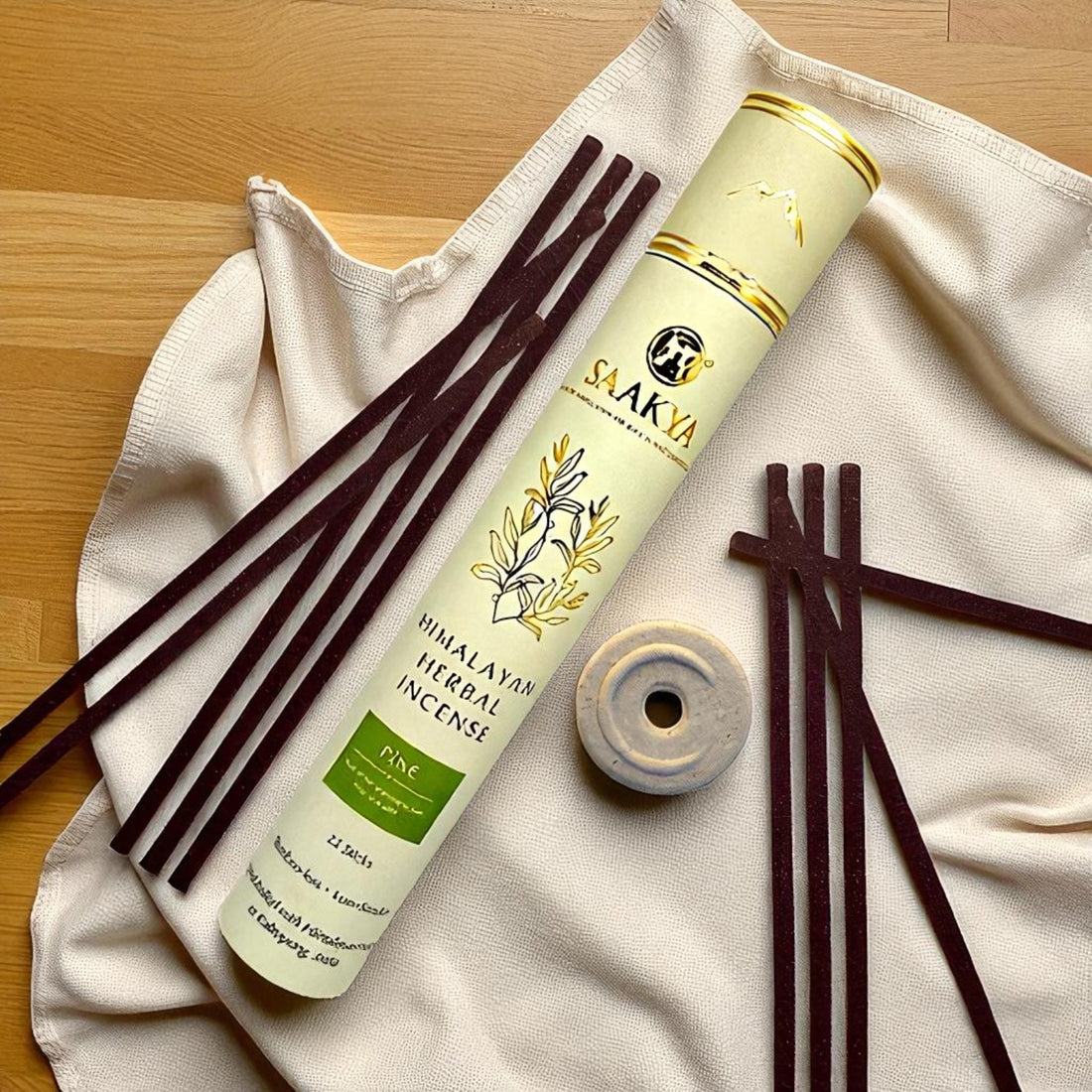 Bamboo-less Pine Incense Sticks | Saakya