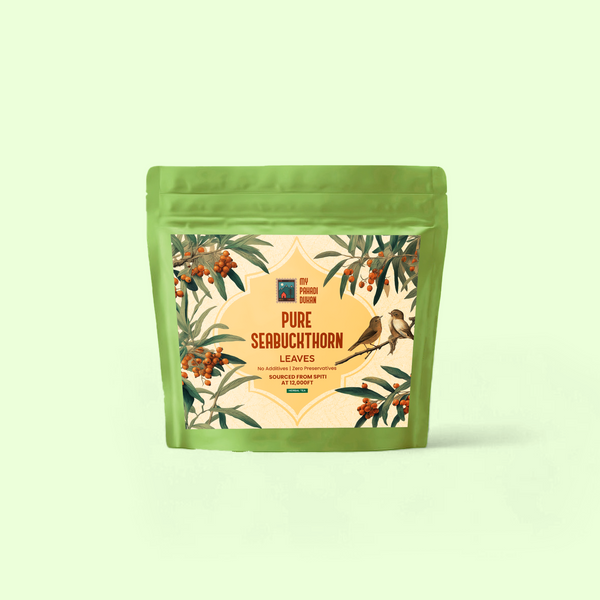 Green package of pure seabuckthorn leaves with a decorative label on a light green background