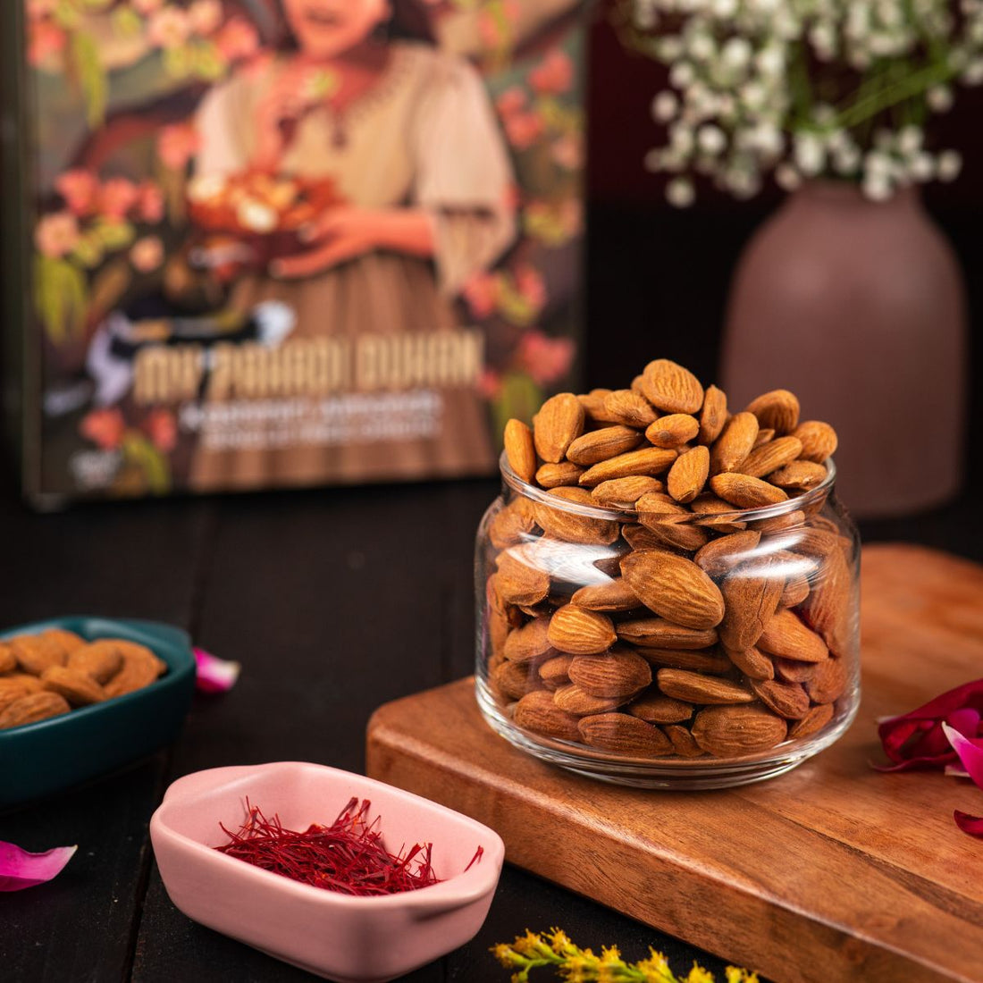 Combo Kashmiri Almonds 500g + Kashmiri Walnuts 500g + 1gm Saffron